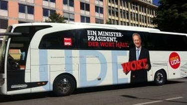 Christian Udes Wahlkampf-Bus | Bild: BR