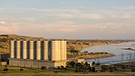 50 States - Dirk Rohrbach in South Dakota. Wasserkraftwerk von Pierre, der Hauptstadt von South Dakota.  | Bild: BR/Dirk Rohrbach