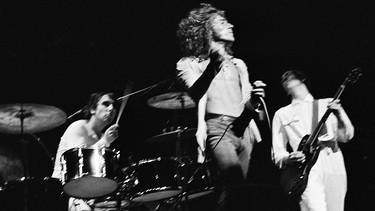 Die Band The Who bei einem Konzert. | Bild: picture alliance / ASSOCIATED PRESS | HARRY HARRIS