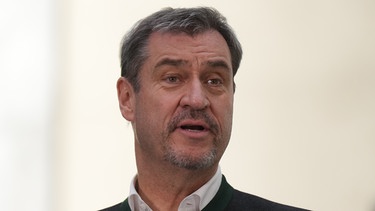 Markus Söder, (CSU), Ministerpräsident von Bayern und CSU Vorsitzender, nimmt am 08.03.2025 in Berlin an einer Pressekonferenz nach den Sondierungsgesprächen von Union und SPD im Bundestag teil | Bild: Foto: Michael Kappeler/dpa +++ dpa-Bildfunk +++ 