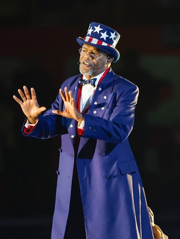 Samuel L. Jackson und Kendrick Lamar beim Super Bowl LIX | Bild: picture alliance / newscom | JOHNNY ANGELILLO