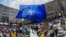 Die Ukraine und der NATO-Beitritt: Wie denken Sie darüber? | Bild: picture alliance / ZUMAPRESS.com | Sachelle Babbar