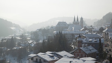 Blick auf das winterliche Berchtesgaden | Bild: BR/Herbert Ebner