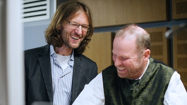 Von links: Martin Wieland (Moderator BR Heimat, BR) und Stefan Frühbeis (Moderator BR Heimat, Bayerischer Rundfunk). | Bild: BR/Julia Müller