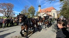 23.10.2022, Warngau - Leonhardifahrt in Warngau. Sie sind Tradition: Die Leonhardiritte und Wallfahrten in Oberbayern.  | Bild: BR/Sabine Schmalhofer