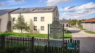 Kreative Konzepte gegen Klosterleerstand - Klostergut Staudenhof der Benediktinerabtei Plankstetten | Bild: picture alliance_KNA_Julia Steinbrecht