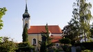 Katholische Pfarrkirche St. Michael in Seehausen am Staffelsee in Oberbayern  | Bild: Michael Guglhör