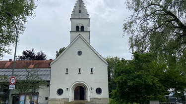 Evangelische Kirche St. Michael in Wolfratshausen in Oberbayern  | Bild: Ralf Müller