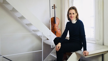 Cellistin und KlickKlack-Moderatorin Sol Gabetta.  | Bild: BR