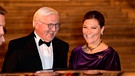 Frank-Walter Steinmeier und Frank-Walter Steinmeier und Kronprinzessin Victoria von Schweden | Bild: picture-alliance/dpa