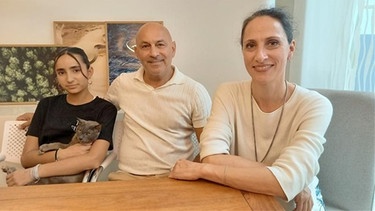 Elternfreundschaft trotz Trennung: Milena Mergell und Thomas Baum teilen sich das Sorgerecht für ihre Tochter. | Bild: BR/Iris Tsakiridis