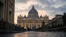 Vatikan in Rom | Bild: dpa-Bildfunk/Andrew Medichini