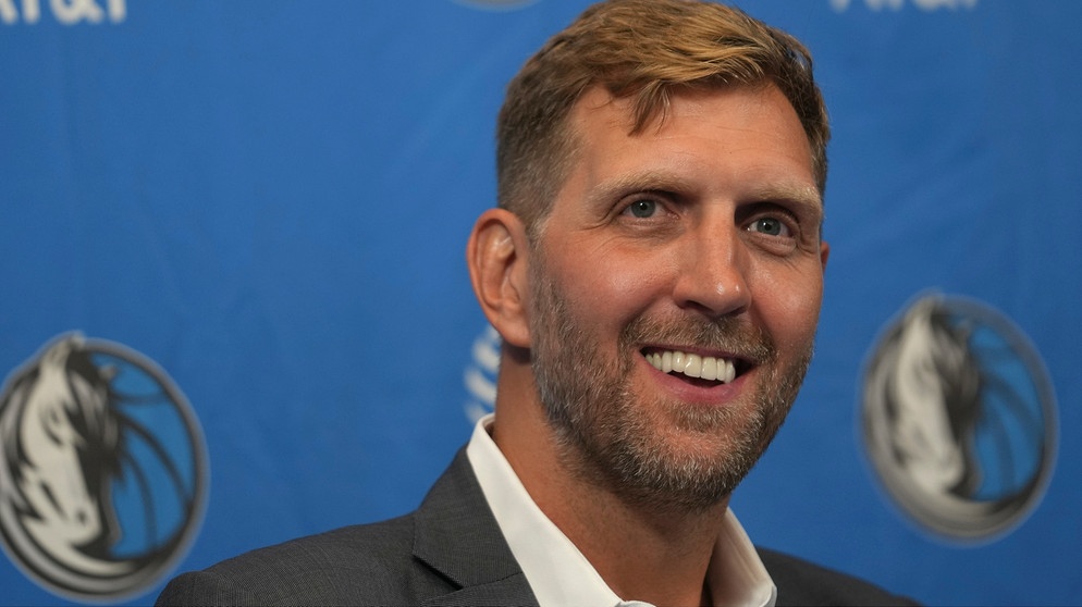 Besondere Auszeichnung: Dirk Nowitzki Kommt In Die Hall Of Fame Des ...