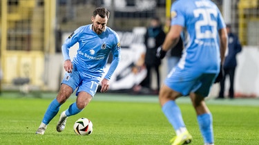 Erzgebirge Aue - TSV 1860  | Bild: picture alliance / kolbert-press