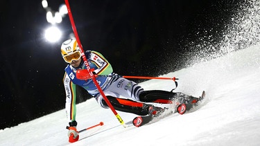 Der Münchner Linus Straßer beim Nachtslalom Schladming 2024 | Bild: picture-alliance/dpa