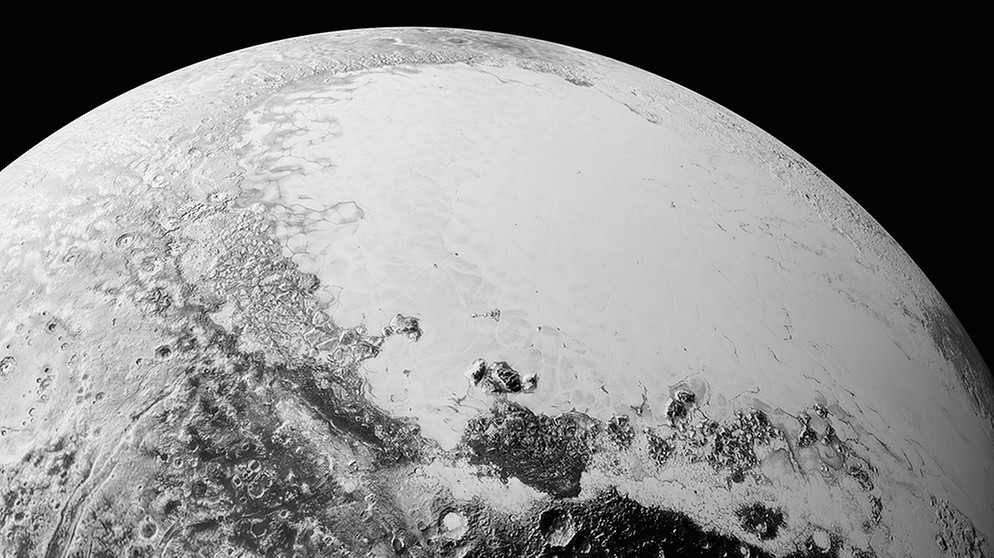 Pluto aus einer Höhe von 1.800 Kilometern fotografiert | Bild: NASA/Johns Hopkins University Applied Physics Laboratory/Southwest Research Institute