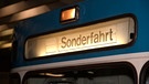 Start des Fahrgastfernsehens in einer Münchner U-Bahn   | Bild: BR / M. Konvalin, A. Beaupoil