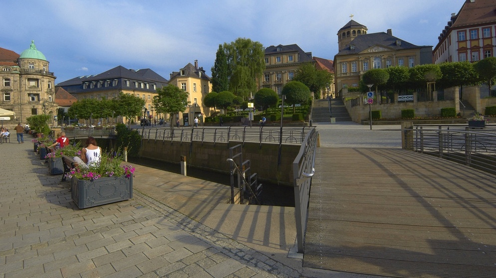 Luitpold-Platz in Bayreuth | Bild: picture-alliance/dpa/Arco Images GmbH