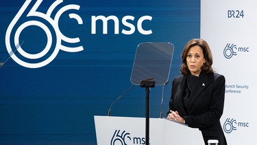 16.02.2024, Bayern, München: Kamala Harris, Vizepräsidentin der USA, nimmt an der Sicherheitskonferenz teil. Zur 60. Münchner Sicherheitskonferenz im Hotel Bayerischer Hof werden von Freitag bis Sonntag rund 50 Staats- und Regierungschefs sowie mehr als 100 Minister aus aller Welt erwartet. Foto: Sven Hoppe/dpa +++ dpa-Bildfunk +++ | Bild: dpa-Bildfunk/Sven Hoppe