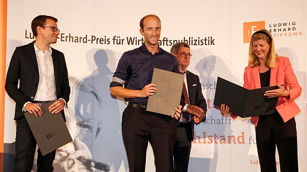 Preisverleihung | Bild: Ludwig-Erhard-Stiftung/Dirk Hasskarl