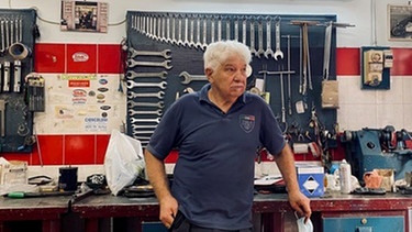 Handwerker in seiner Werkstatt in Monti/Rom | Bild: BR