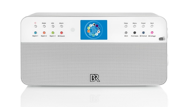 DAB+ - Radio "Bayerischer Rundfunk" Edition II mit einem montierten Motiv am Display | Bild: Dual