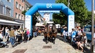 BR-Radltour 2023, 2.8.2023, 4. Etappe, Ankunft in Traunstein | Bild: BR/Hans-Martin Kudlinski