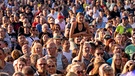 6. Etappe: BAYERN 1-Abend in Neustadt an der Aisch mit der BAYERN 1-Band. | Bild: BR/Ralf Wilschewski